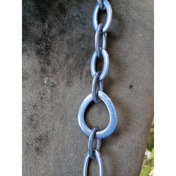 Women's Chunky Blue Link Necklace Statement Resin Toggle Clasp - Picture 5 of 6